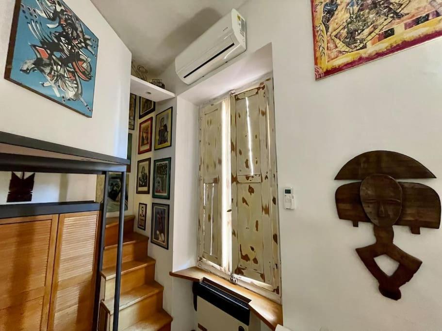 ローマOur Arty Flat In Montiアパートメント エクステリア 写真